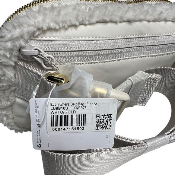 Lululemon Everywhere Belt Bag Fleece White and Gold NWT - Picture 9 of 14